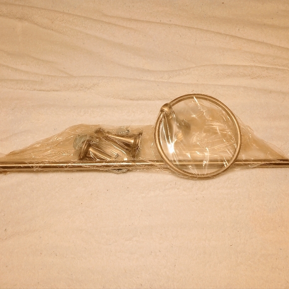 Delta Computers and Laptops - Picture 4 of 5